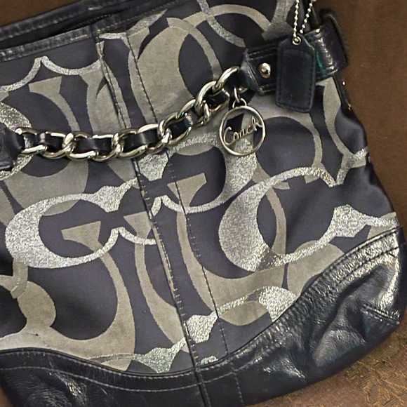 Coach F19820 Navy/silver shoulder bag signature design - Picture 7 of 8